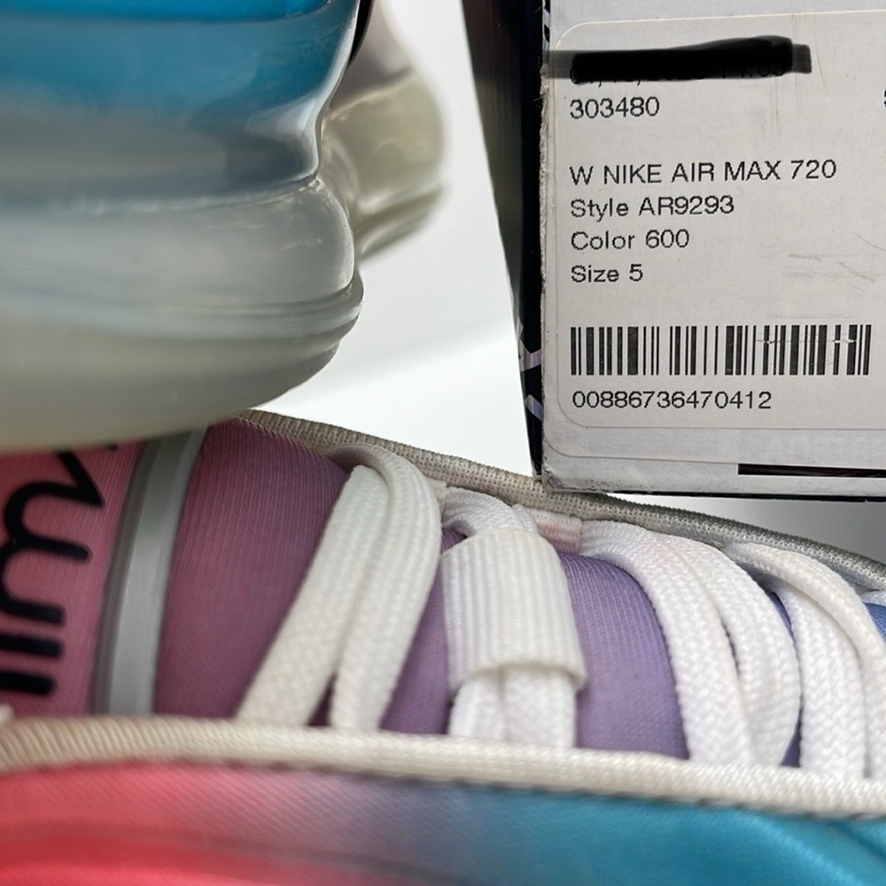 Nike WMNS Air Max 720 Blue and Pink Sneakers Air Max 720 'Pink Sea' - Picture 16 of 16